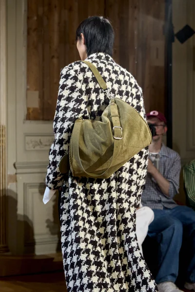 Look 39